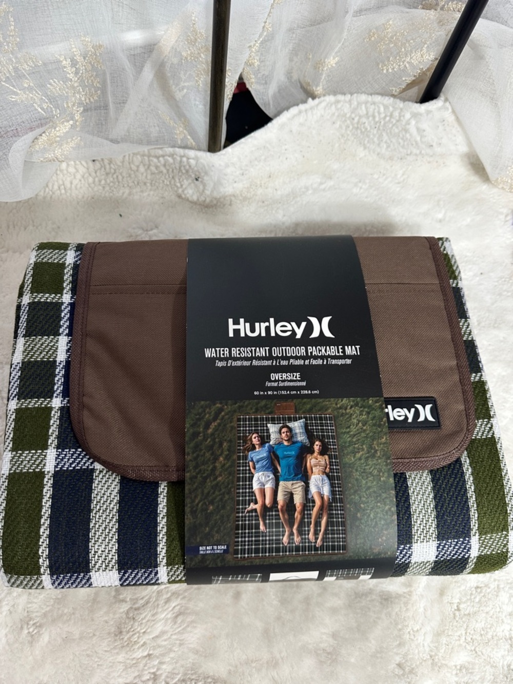 Hurley water resistant outdoor packable mat